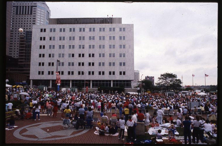 sfeerbeeld (festival) via wikimedia commons
